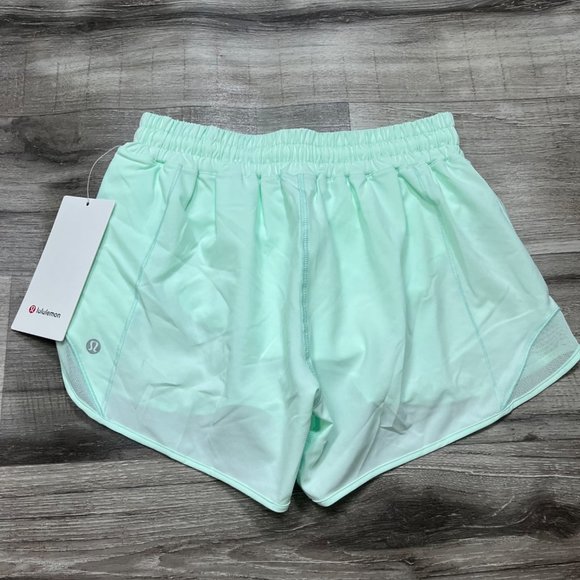 Lululemon Athletic Hotty Hot LR Lined Short 4” Mint Moment NWT Women’s Size 6 - Picture 3 of 12